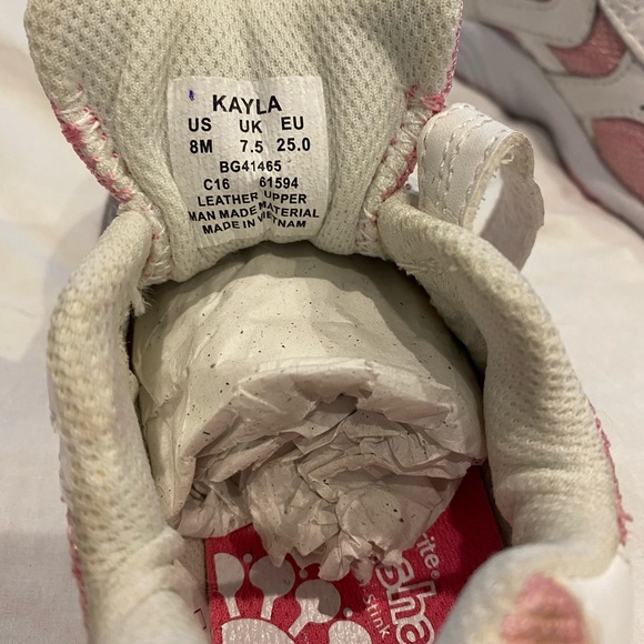 NEW Stride Rite Sneakers - Picture 4 of 5